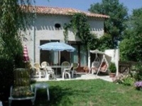 Single storey house to rent in the Dordogne, France,in very peaceful countryside