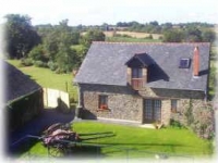 Hirondelle Farm - The Stable, nestles in the Loire counrtyside.
