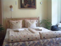 CENTRAL 50m2 APARTMENT NEXT TO PARLIAMENT ON THE DUNA RIVER CORSO FROM 39€/night