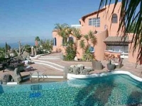 Luxury Villa Sleeps 18 with private pool in Tenerife