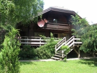 at LAKE CHALAIN, Chalet, 4*, JURA, Franche comté