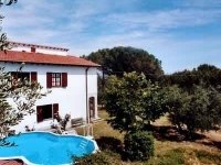 4 bedroom villa with pool in Peccioli