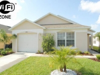 BEAUTIFUL FLORIDA VILLA. FREE POOL HEAT. SOUTH FACING POOL. Wifi and GAMES ROOM