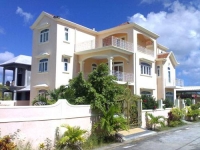 Villa Soleil No K4 with swimming pool 5 mins walk to beautiful Mont Choisy beach, Mauritius