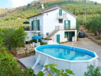 Tre Cancelle Farmhouse, 2 Apartments Near Golden Sandy Beaches of Sperlonga, South of Rome