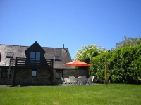 Converted Barn with beautiful views in a rural hamlet near Redon.