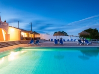 Sleeps 30 Superb Enormous! Luxurious Villa in Luz