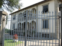 Villa between Pisa and Florence (Tuscany)